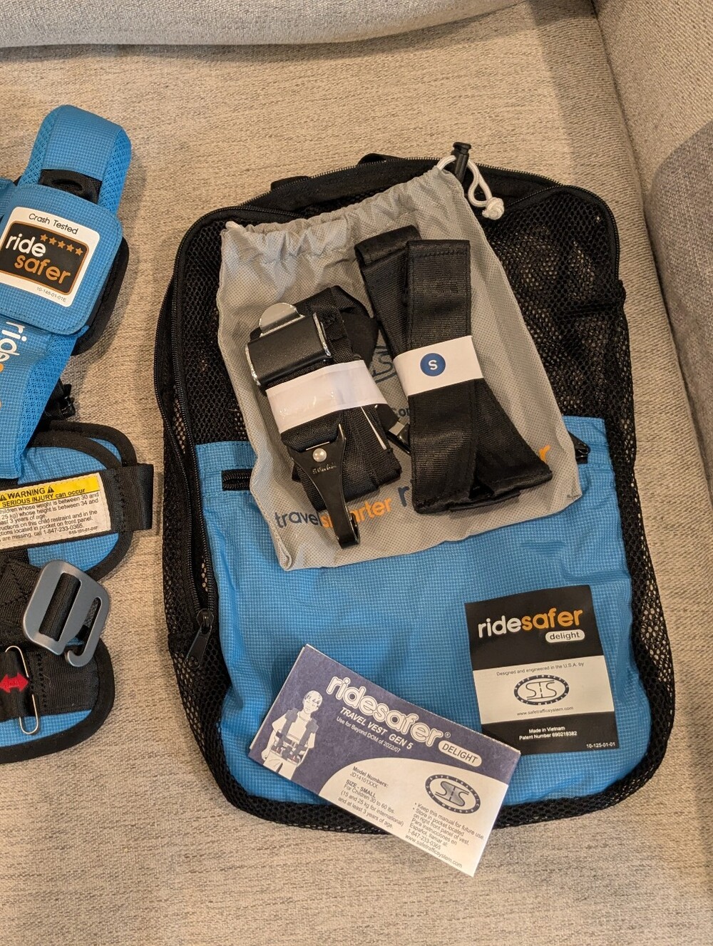 Ride Safer Child Travel Harness - Blue - Picture 2 of 3